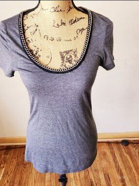 Banana Republic XS Charcoal Gray Chain Neck Short Sleeve Top Luxe Office Core